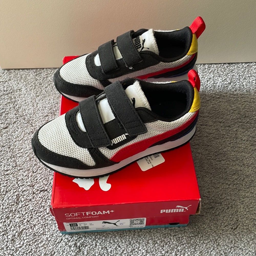 Like new puma little kids size 13 sneakers